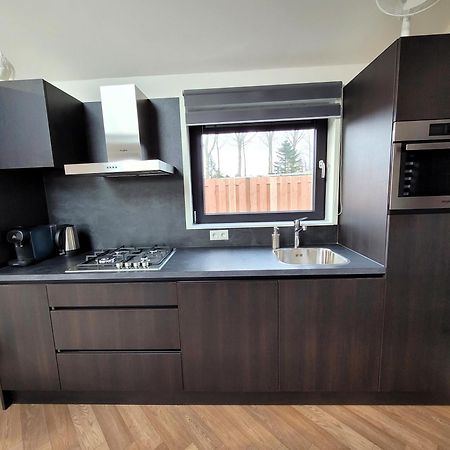 Tiny Zen House In Heinkenszand With Private Sauna, Airco, Outdoor Swimming Pool, Wifi And 2 Bedrooms ภายนอก รูปภาพ